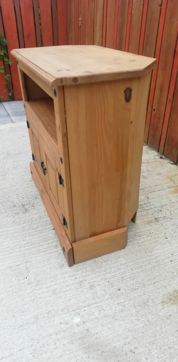 Furniture - Image 4