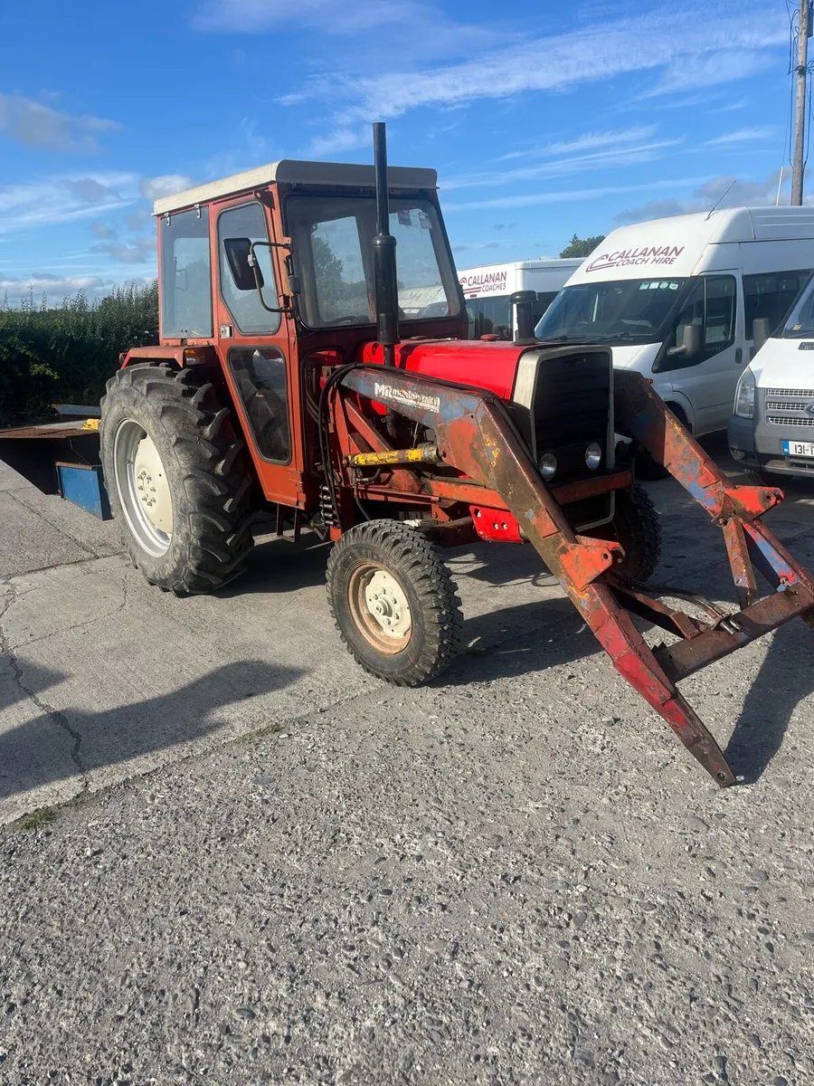 Massey 280 - Image 1
