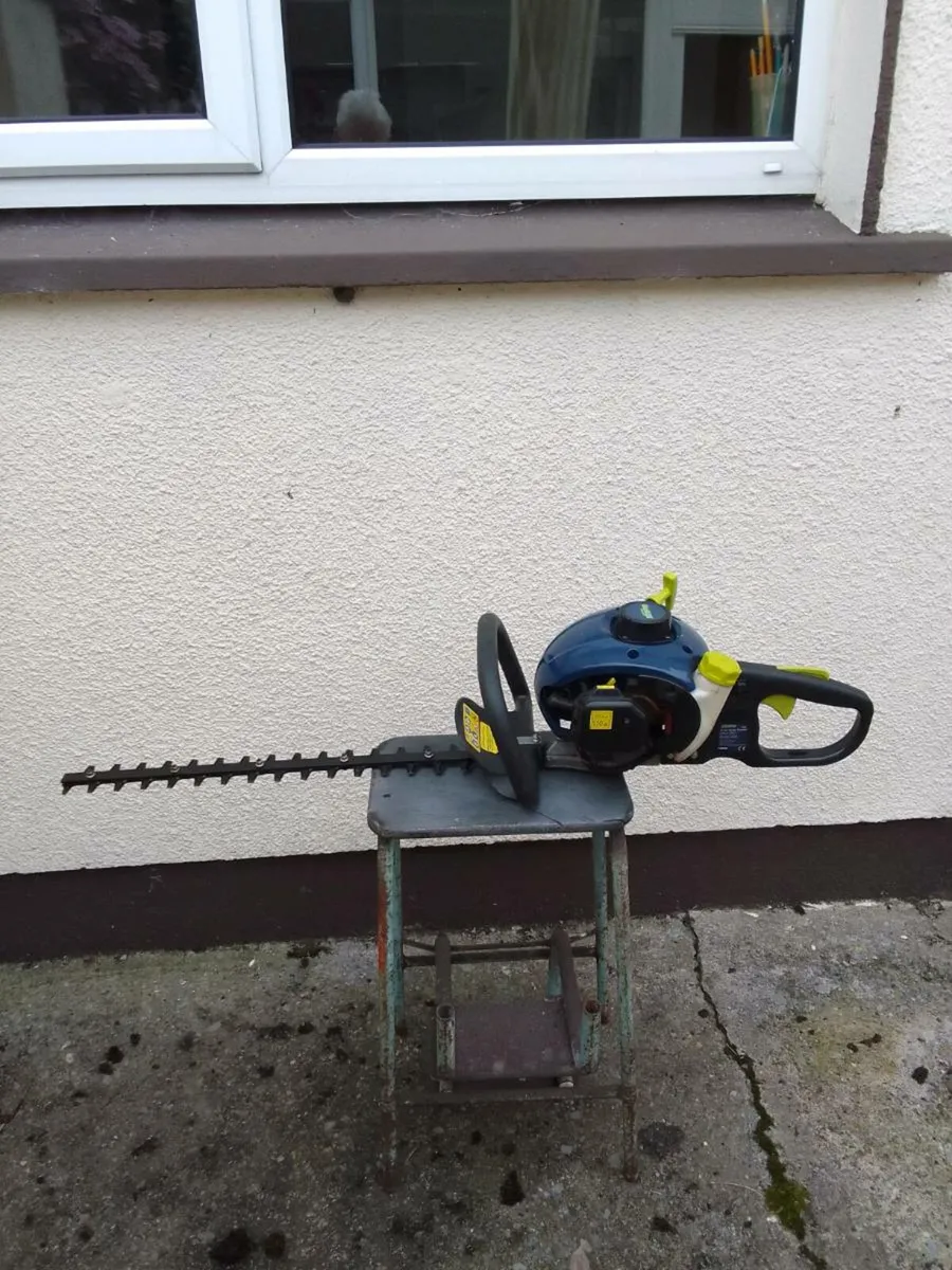 Hedge Trimmer - Image 2