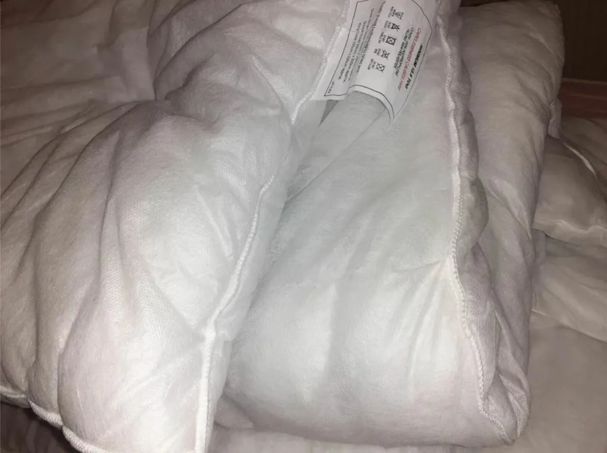 Warm 13.5 tog double duvet - Image 1