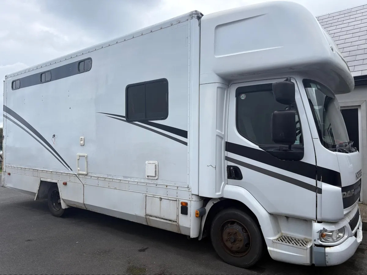 Horse Lorry - Image 4