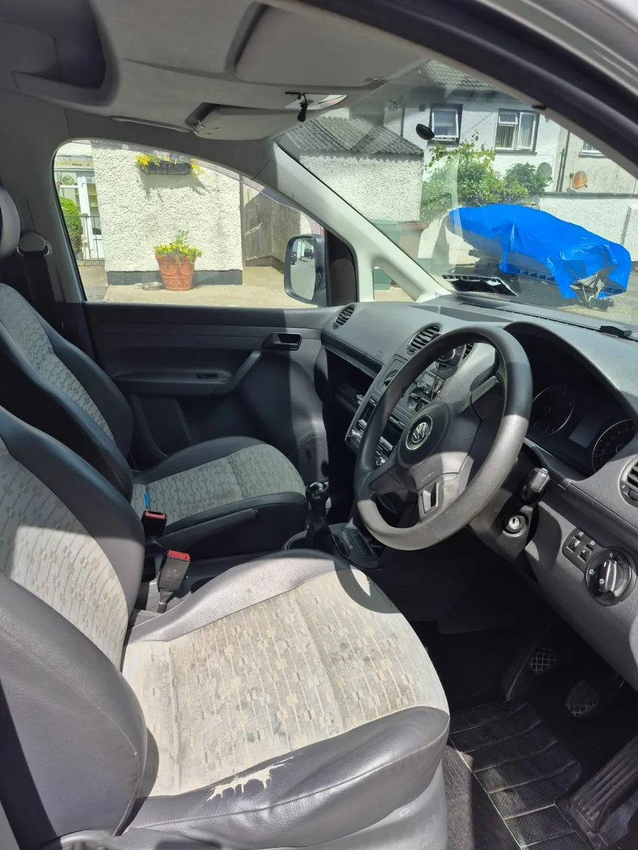 Volkswagen Caddy Maxi 2012 - Image 4