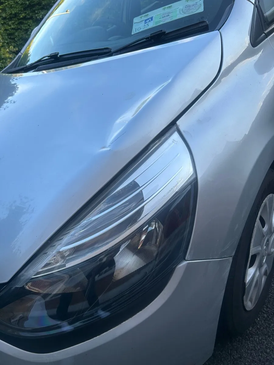 Car - Image 3