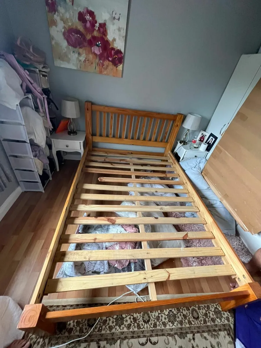Double bed frame