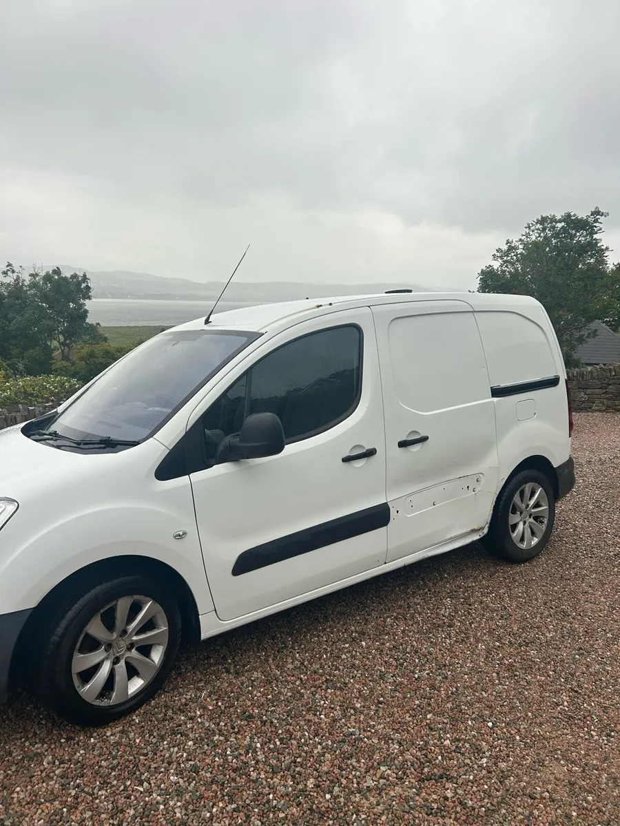 2015 Citroen Berlingo - Image 4