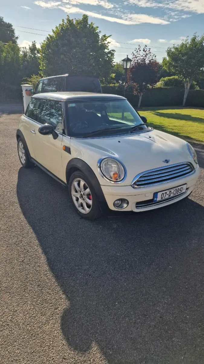 2007 Mini Cooper - Image 1