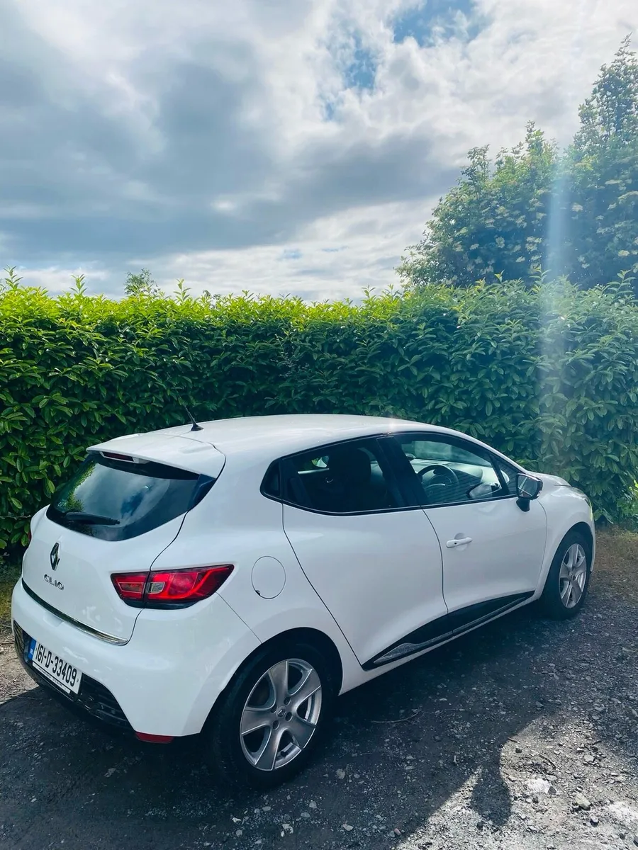 Renault Clio - Image 3