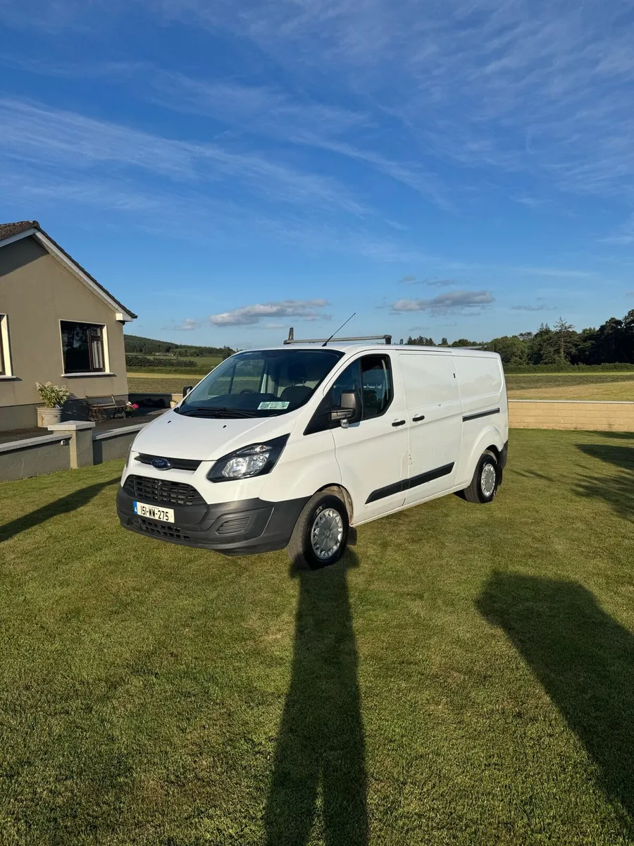 Ford Transit Custom (LWB) - Image 2