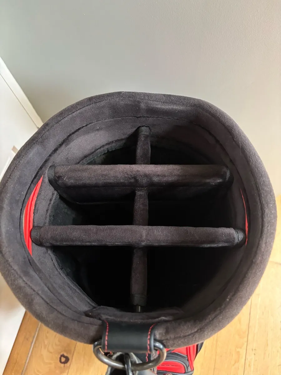 Golfbag and Trolley - Image 3