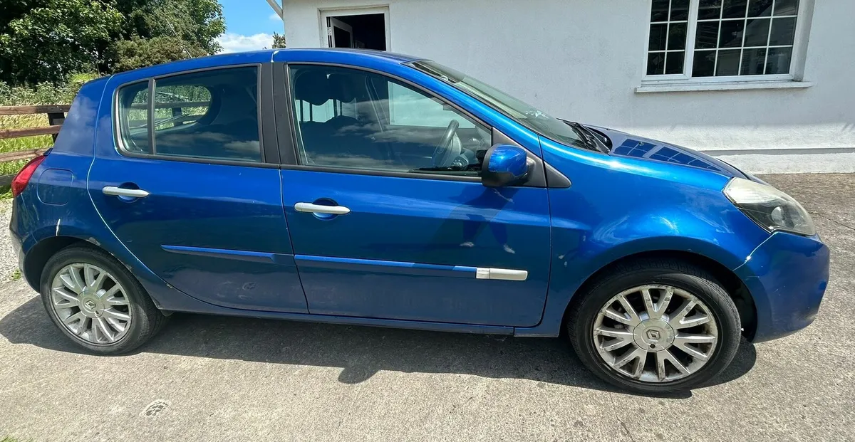 Renault Clio Tom Tom Edition - Image 3