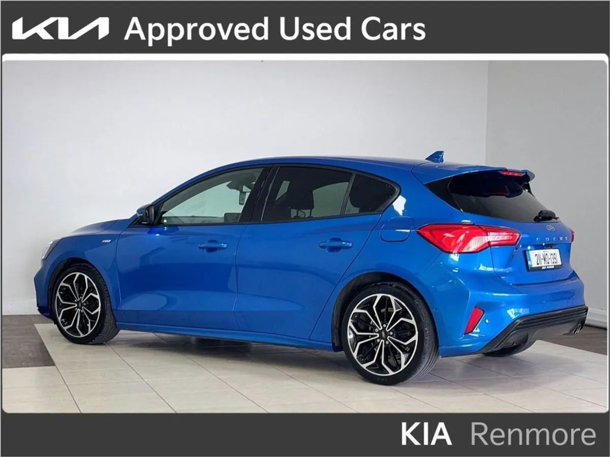 Ford Focus Automatic St-line Edition 1.5td120 A8 - Image 3