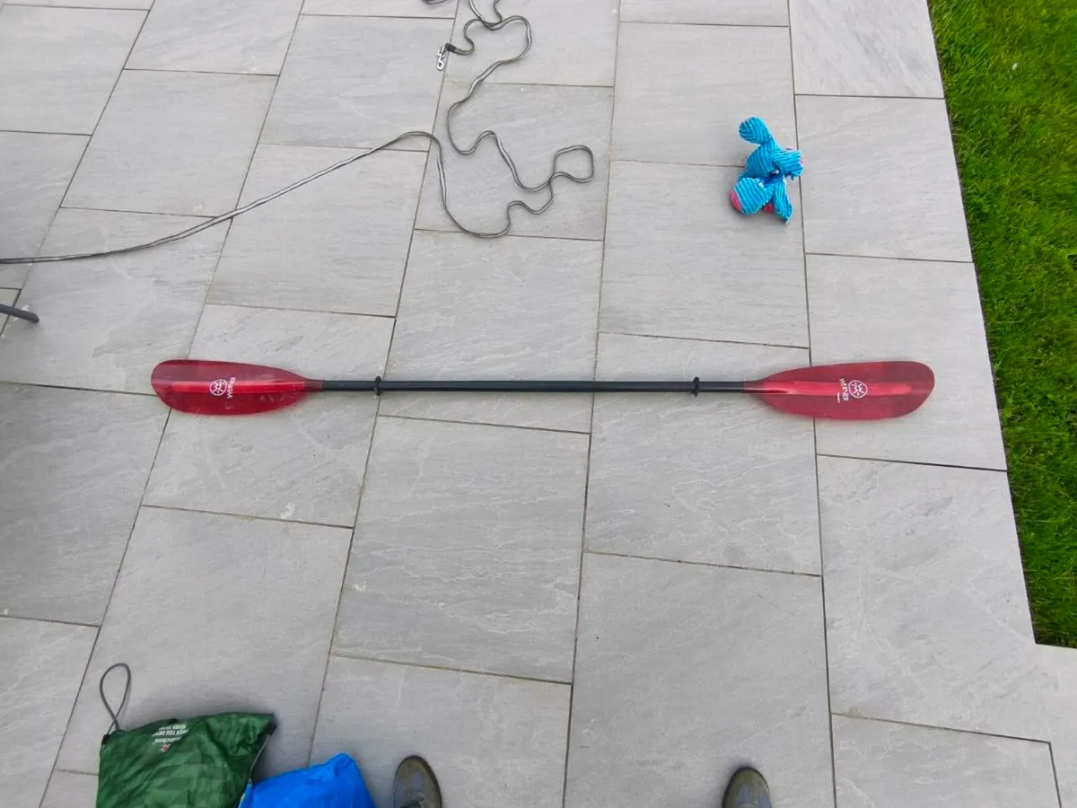Werner kayak paddle
