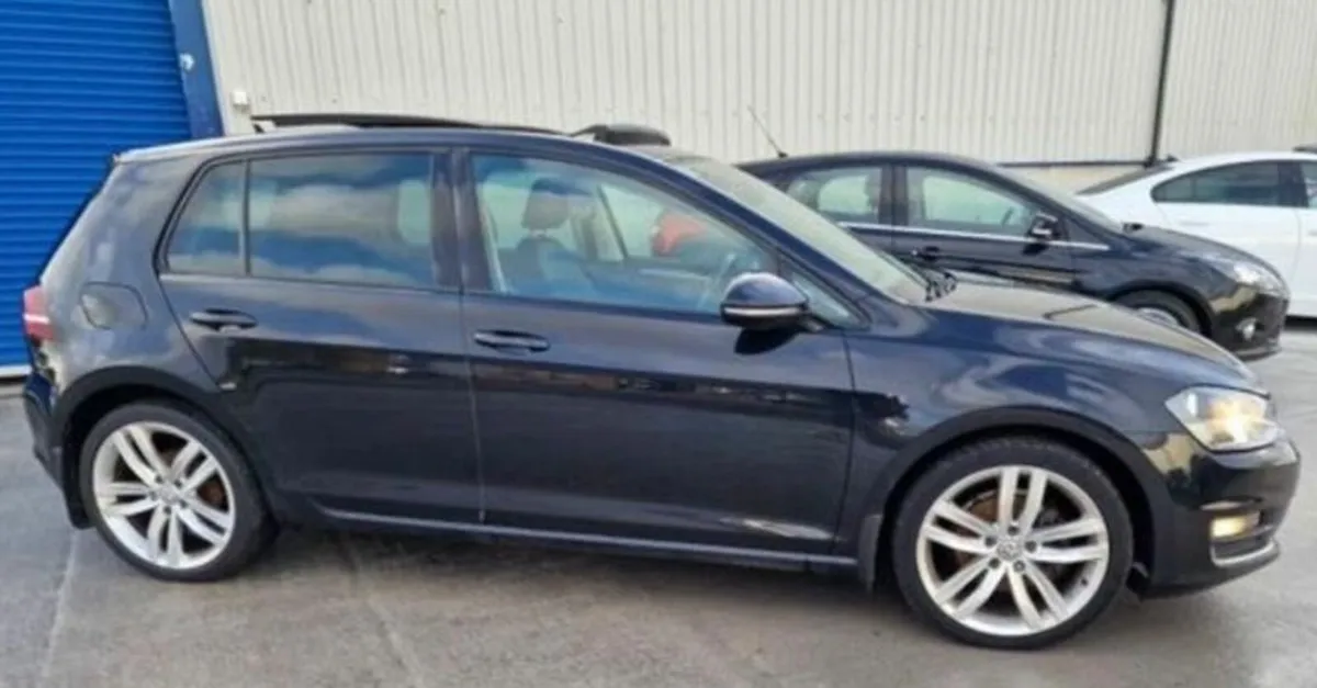 Volkswagen Golf 2015 - Image 2