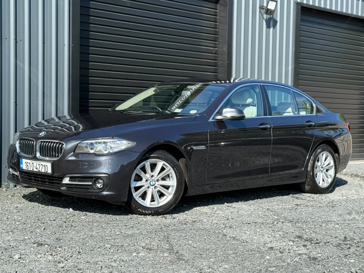 161 BMW 520 AUTOMATIC LOW MILEAGE - Image 1