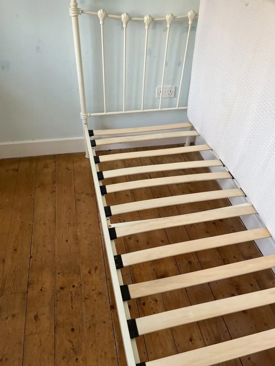 Girls Bed - Image 4