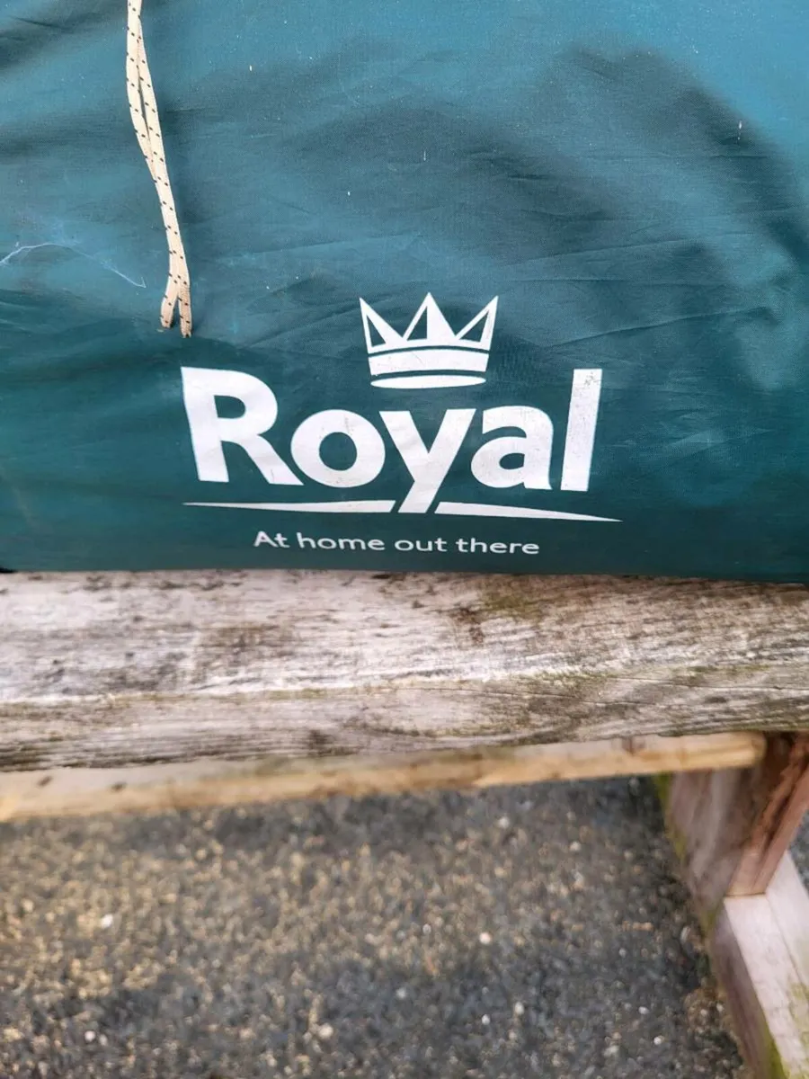 Royal Windsor 260 awning for caravan - Image 3