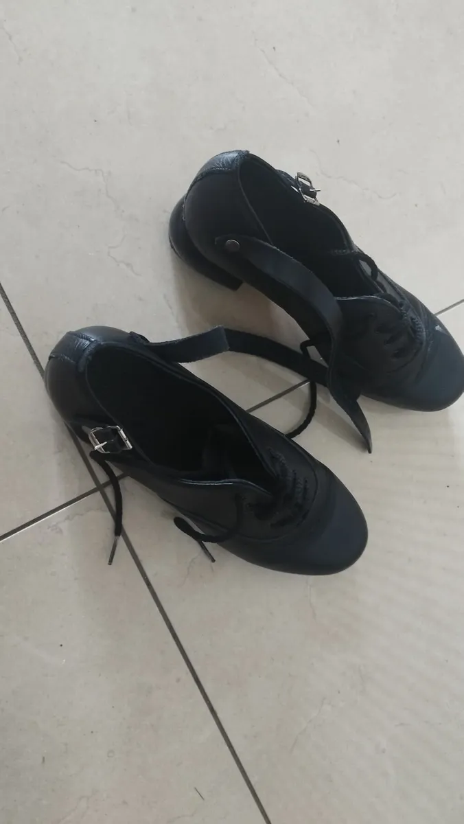 Hard shoes Irish dancing - Image 1