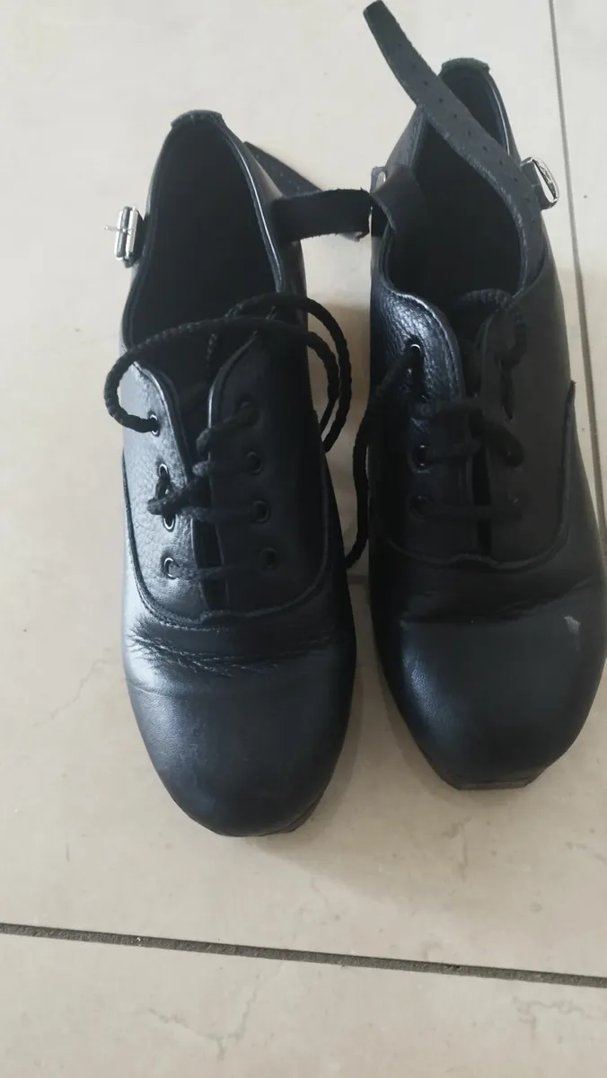 Hard shoes Irish dancing - Image 4