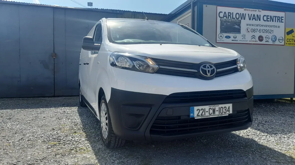 221 Toyota Proace 1.5 d 120 icon mwb - Image 2