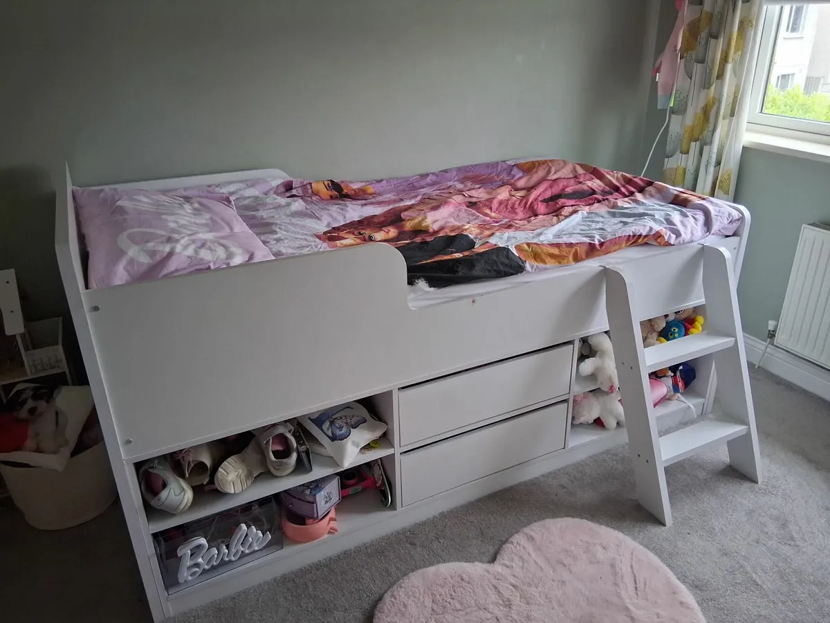 Cabin bed - Image 4