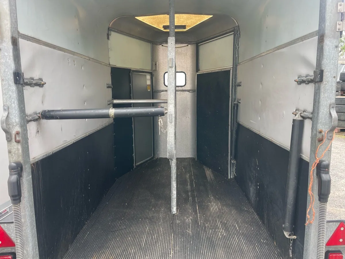Ifor Williams 505 horse box - Image 4