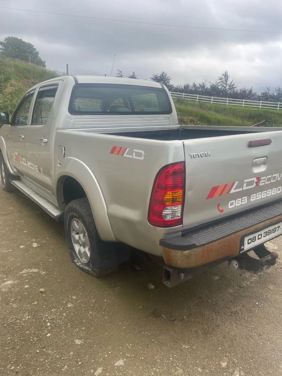 2008 Toyota hilux needs engine - Image 4