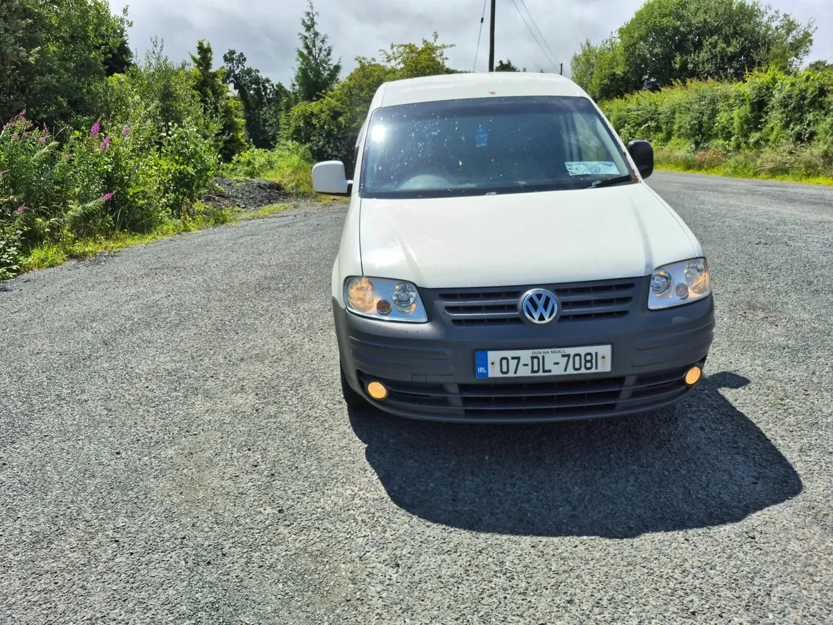 Volkswagen Caddy 2007 - Image 2