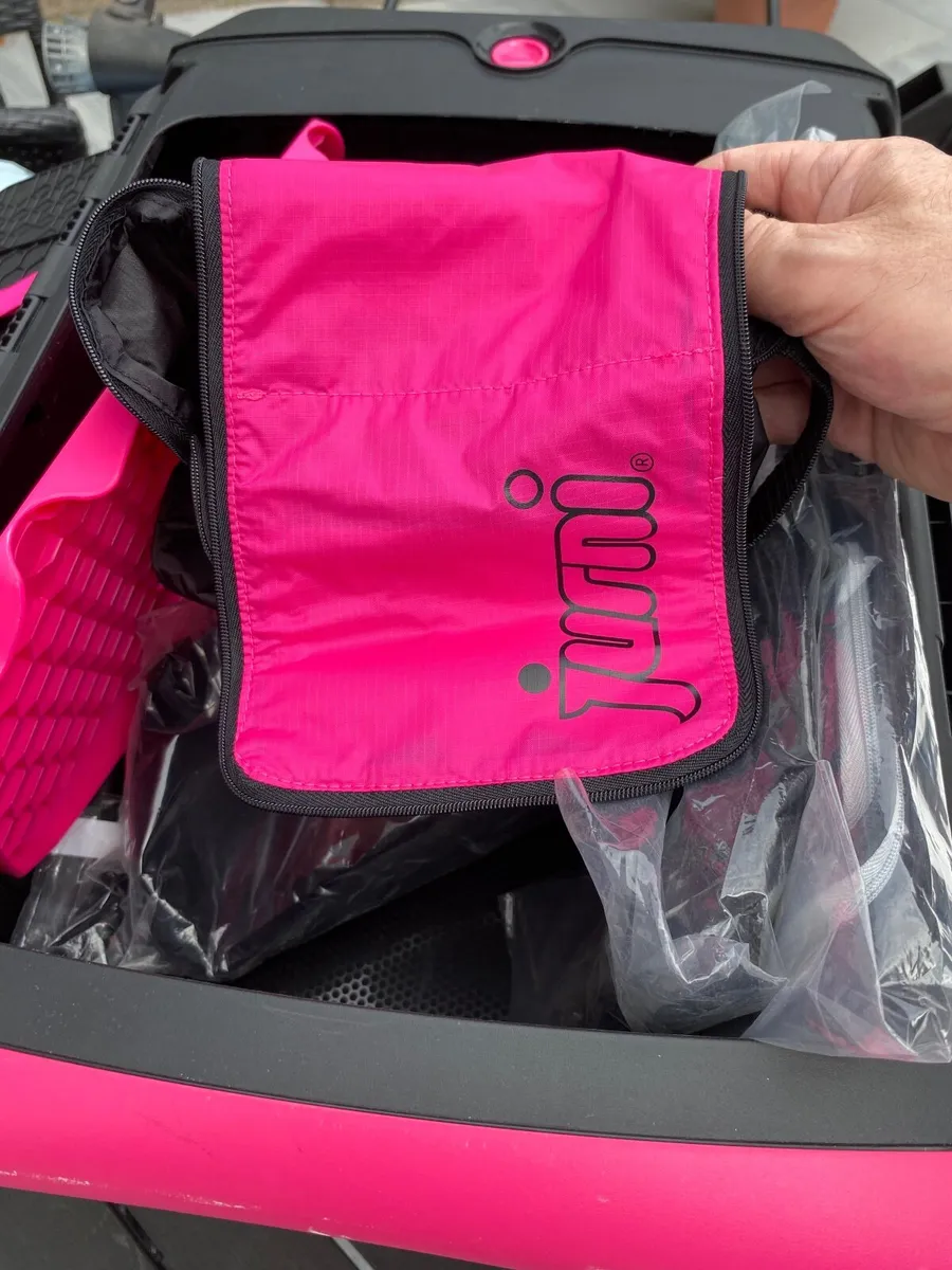 Luggage - Image 4