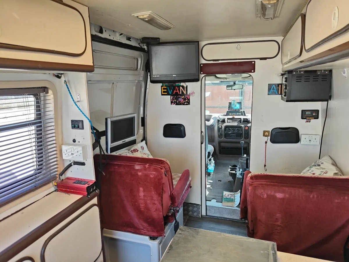 Campervan - Image 4
