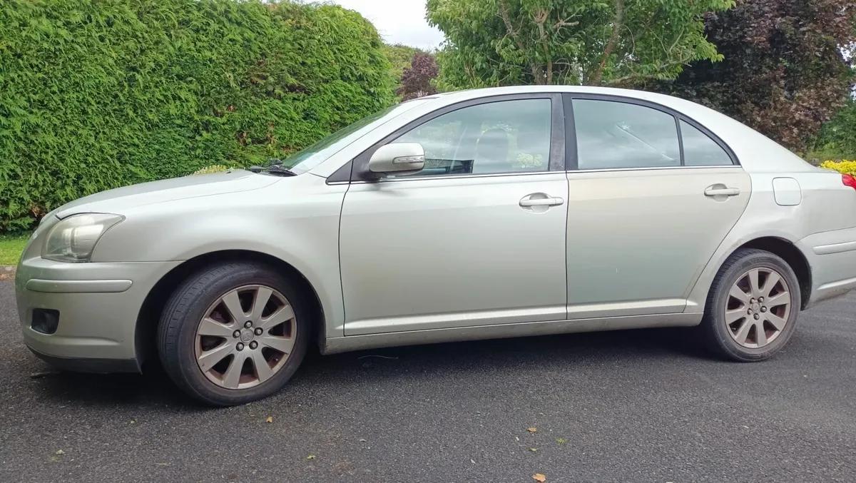 Toyota Avensis 2007 - Image 2