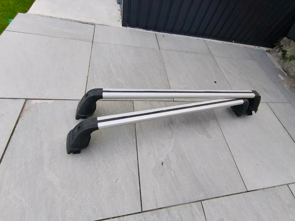 Roof Bars Volkswagen Golf - Image 3