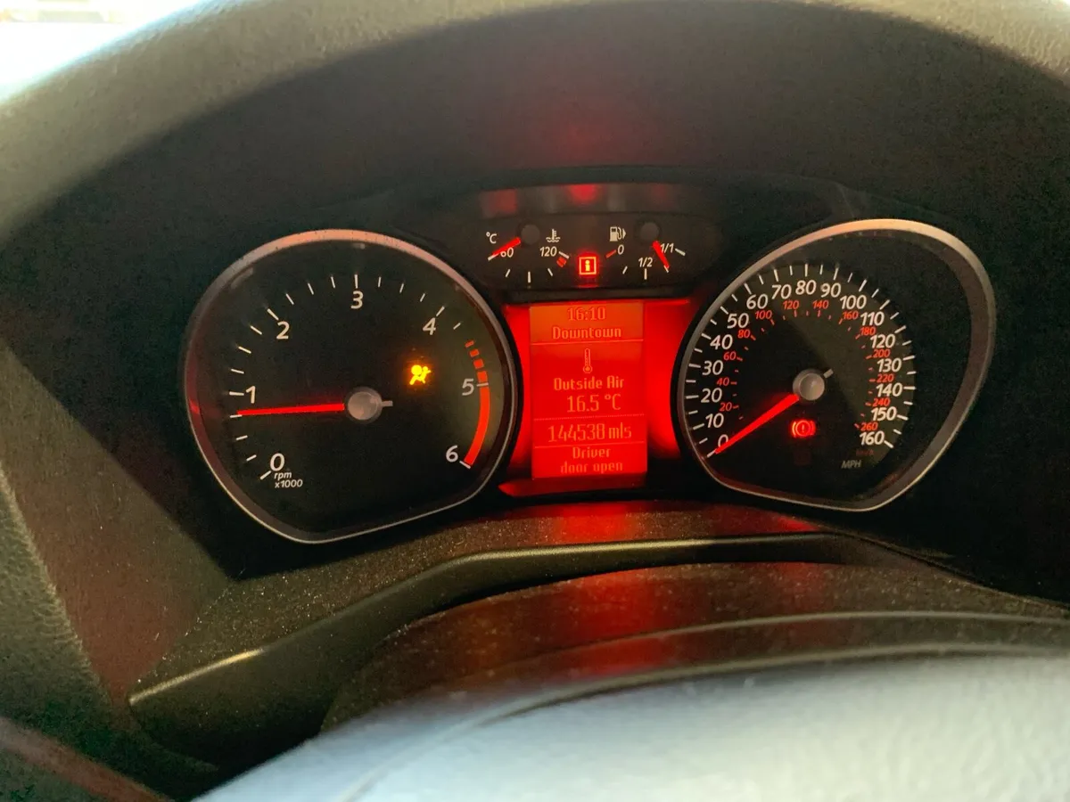 2014 Ford mondoe 2.0 tdci - Image 4