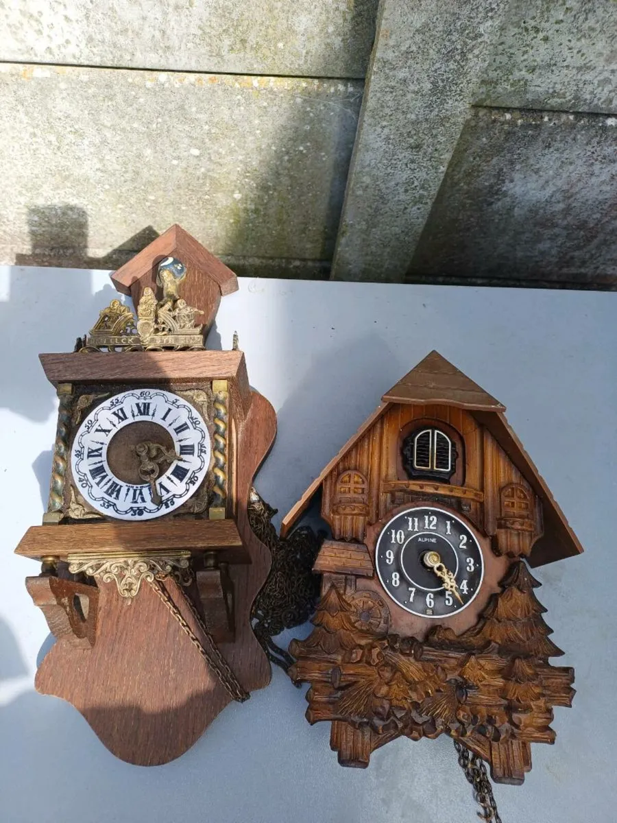 Vintage Clocks - Image 1