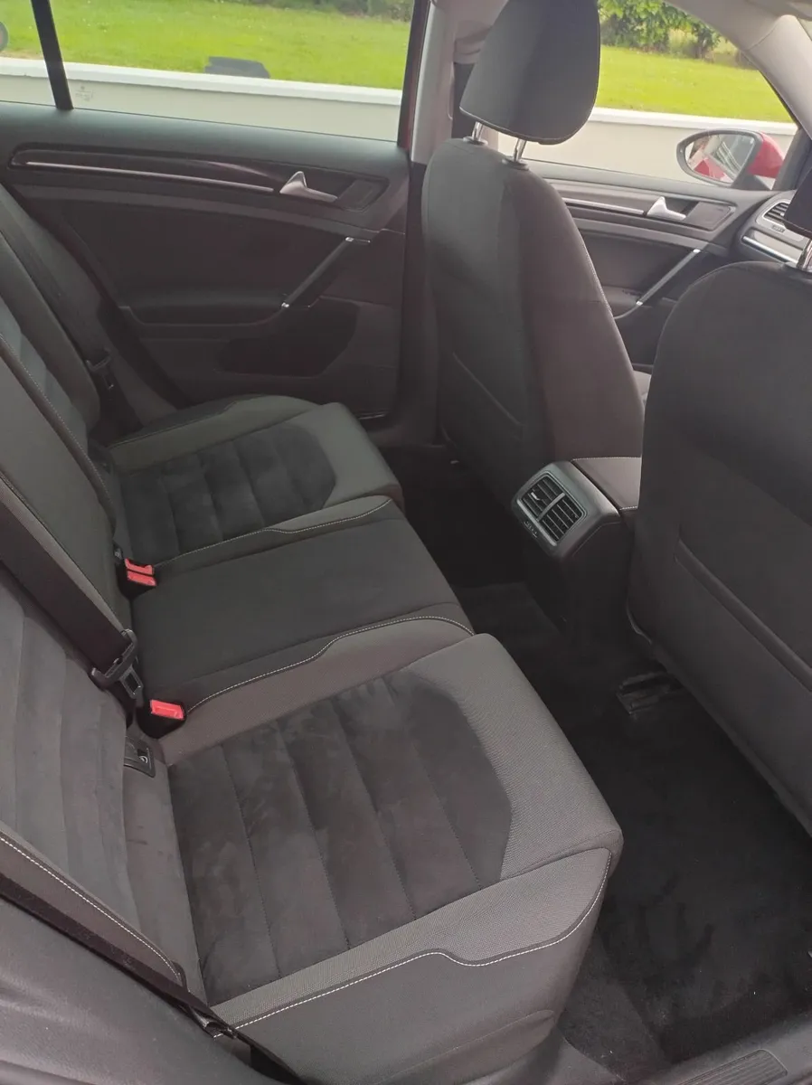Volkswagen Golf 2015 Highline automatic - Image 4