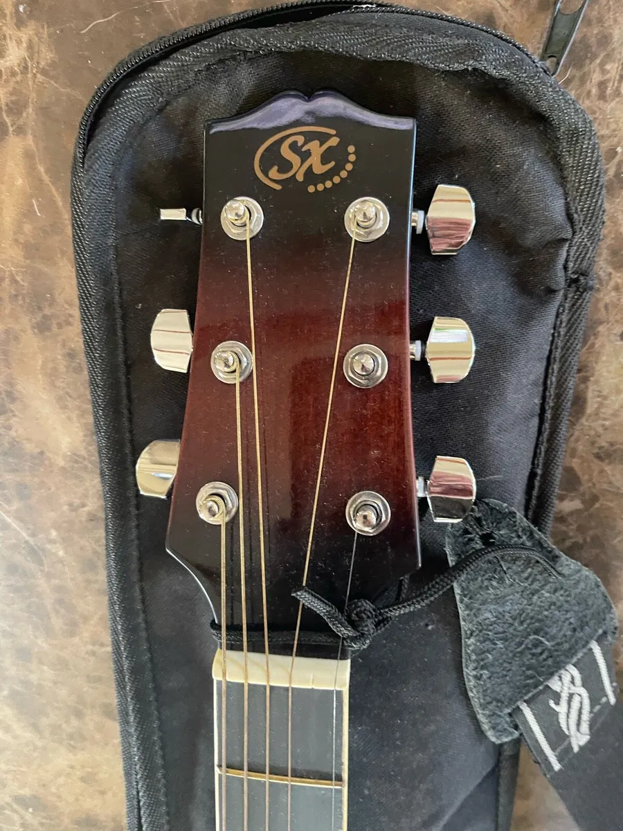 Guitars - Image 3