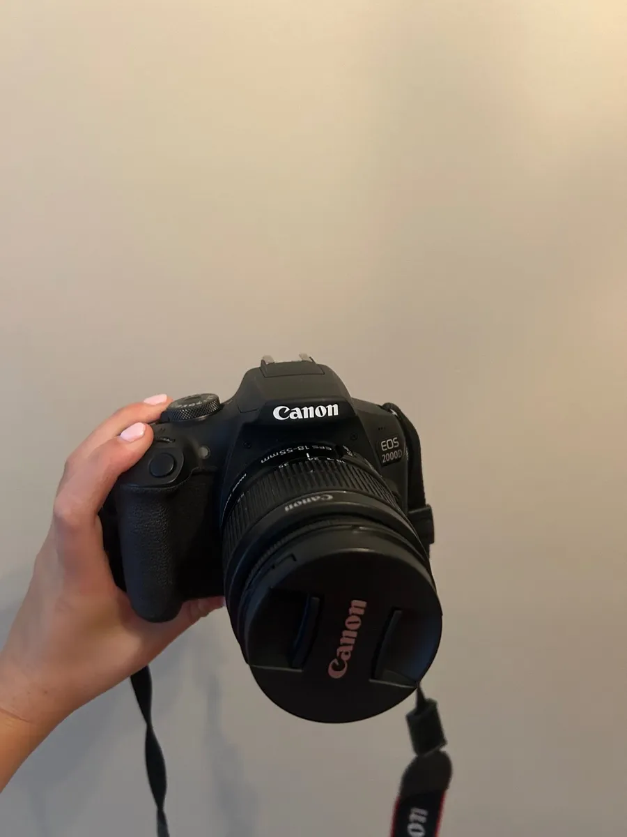 Canon EOS 2000D Camera - Image 1