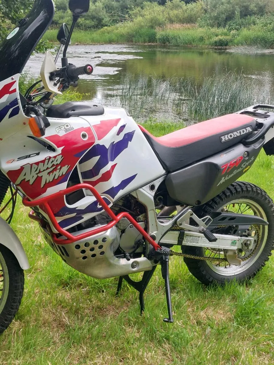 Honda Africa twin xrv750 - Image 4