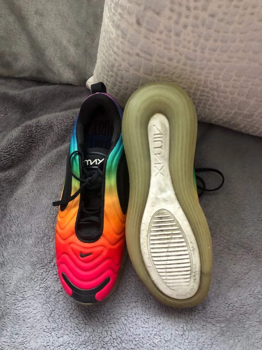 Mens Nike trainers size 8 €70 - Image 3