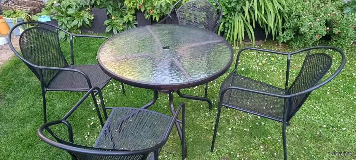 Beautiful Outside Set - Image 3