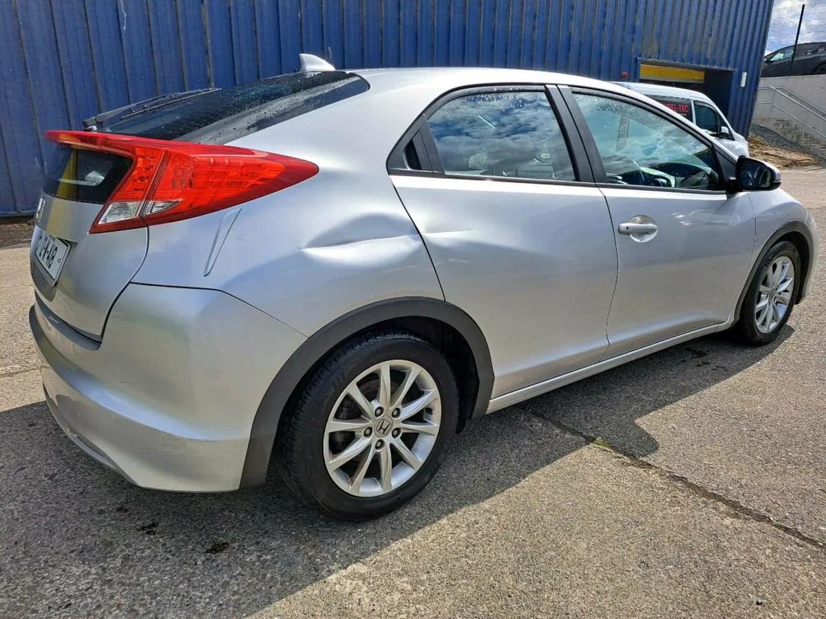 Honda civic 2012 Nct 02.26 - Image 2