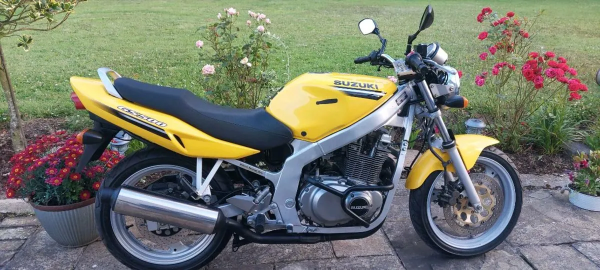SUZUKI GS 500 - Image 1
