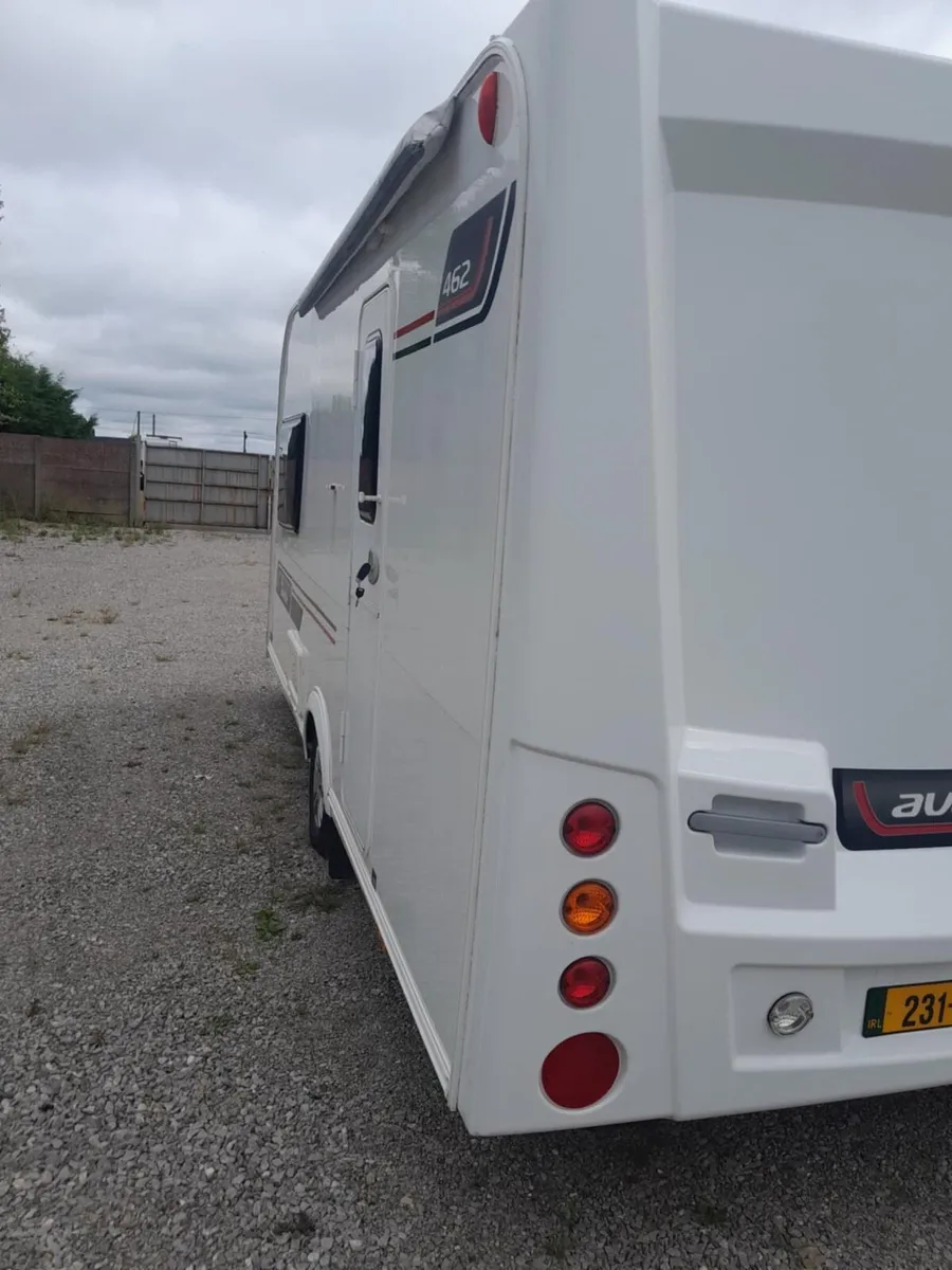 BEAUTIFUL 2 BERTH ELDDIS AVANTE TOURING CARAVAN. - Image 3