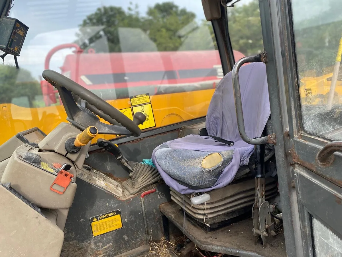 JCB - Image 4