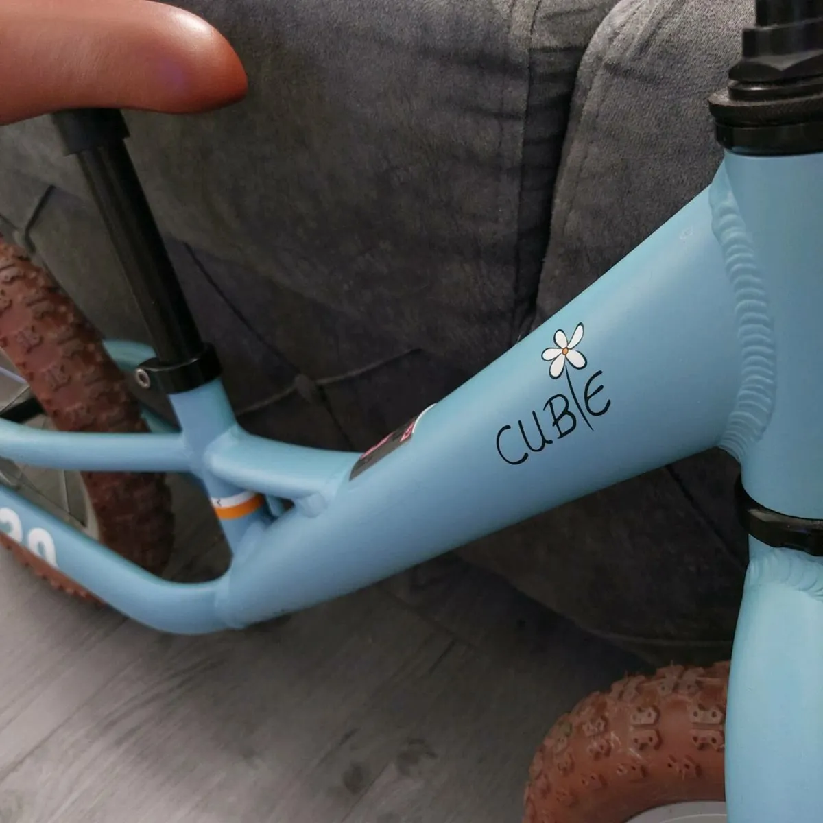 Cube Cubie 12" Kids Balance bike - Blue - Image 3