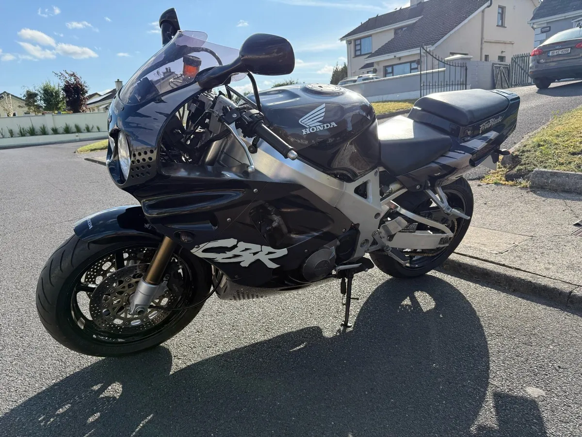 Honda cbr 900rr fireblade - Image 2