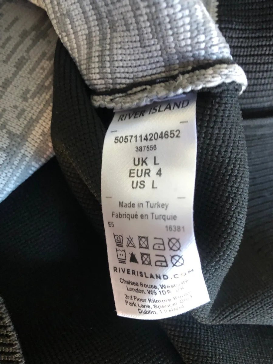 Mens river island top size L €10 - Image 4