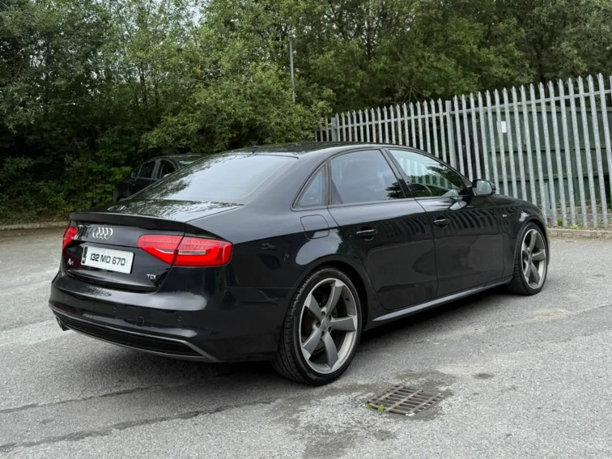Sline Black Edition Audi A4 - Image 2