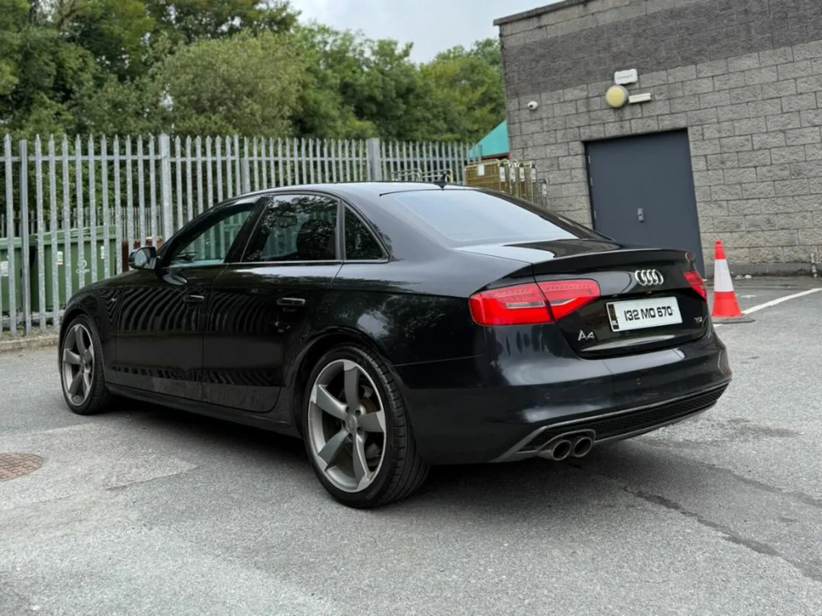 Sline Black Edition Audi A4 - Image 4