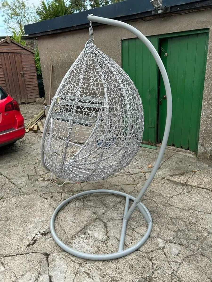 hanging egg chair - Image 2