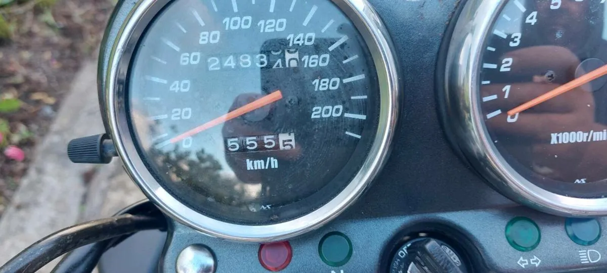 SUZUKI GS 500 - Image 3